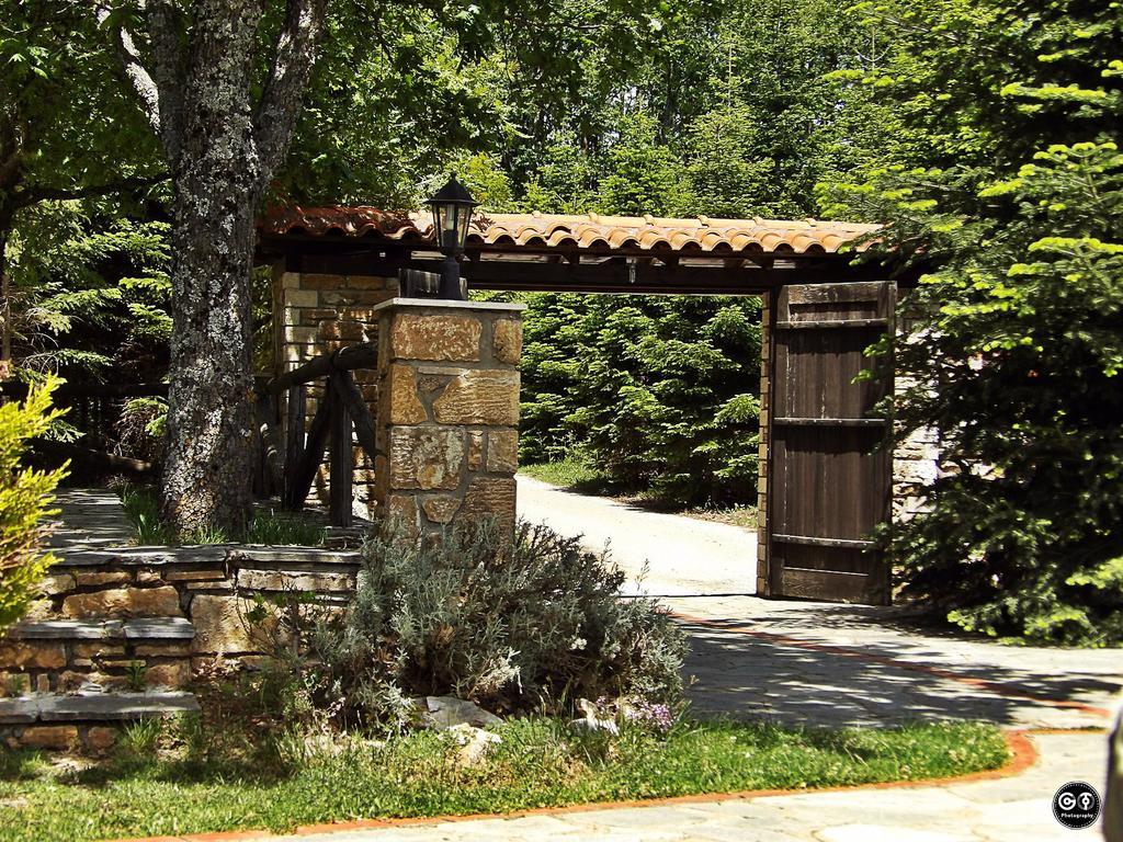 Guesthouse Rodamos Таксиархис Екстериор снимка