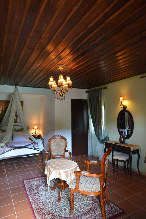 Guesthouse Rodamos Таксиархис Екстериор снимка
