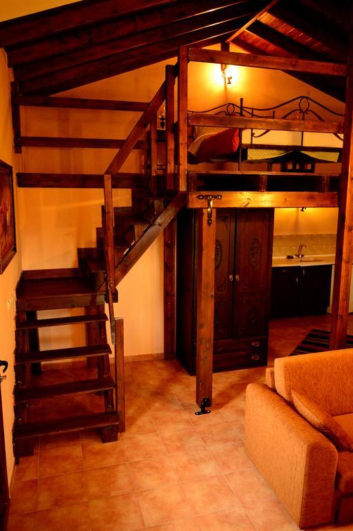 Guesthouse Rodamos Таксиархис Екстериор снимка