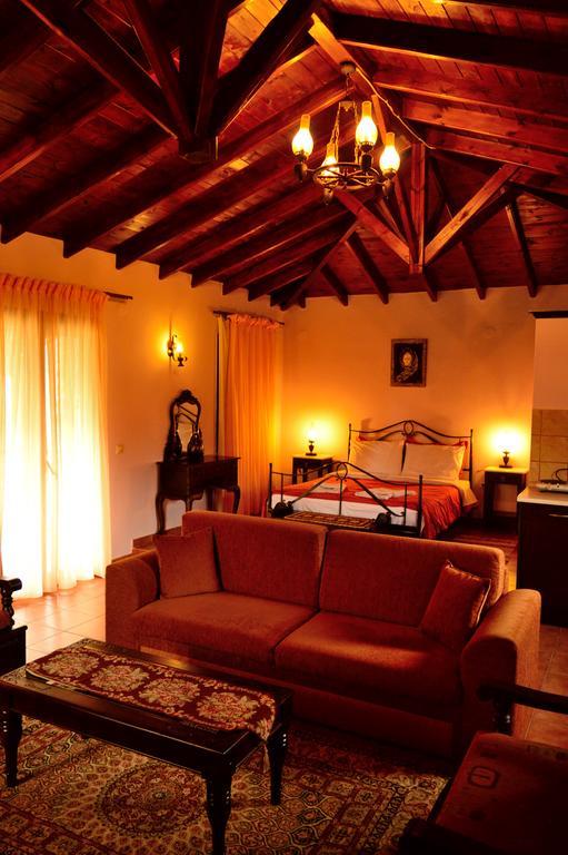 Guesthouse Rodamos Таксиархис Екстериор снимка