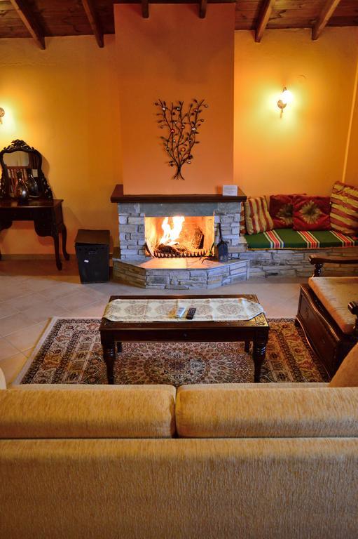Guesthouse Rodamos Таксиархис Екстериор снимка